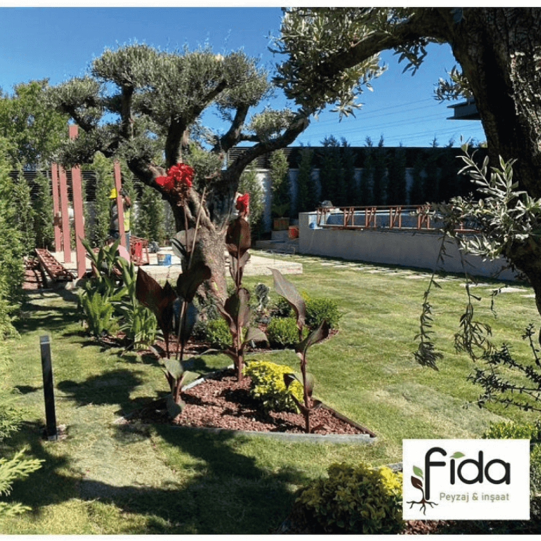 sinan-engin-villa-bahce